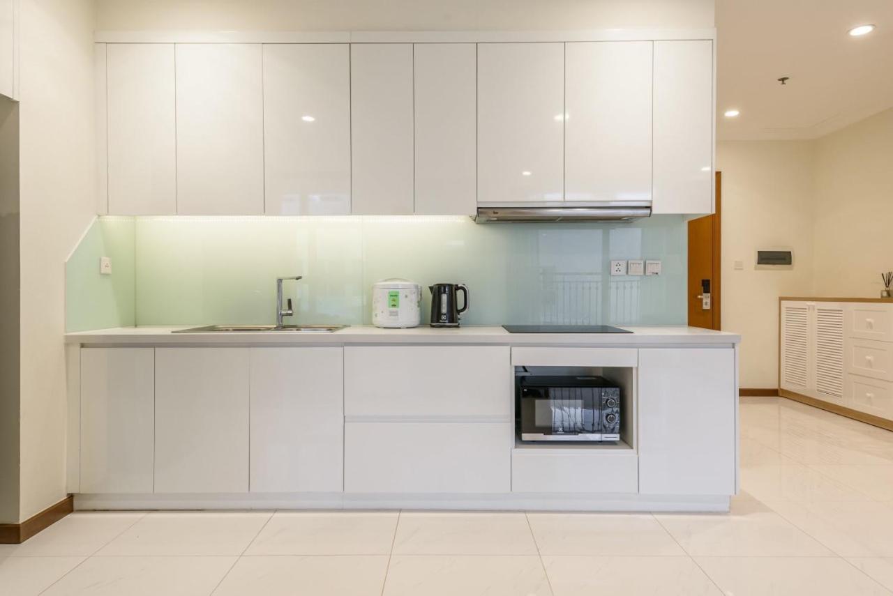 Landmark Luxury - Vinhomes Park Apartment