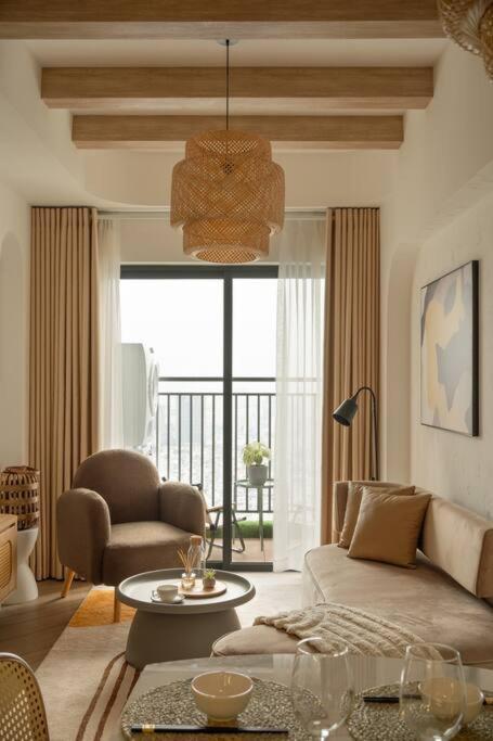 Insta-worthy, Indochina 2br+1wc W/cityview