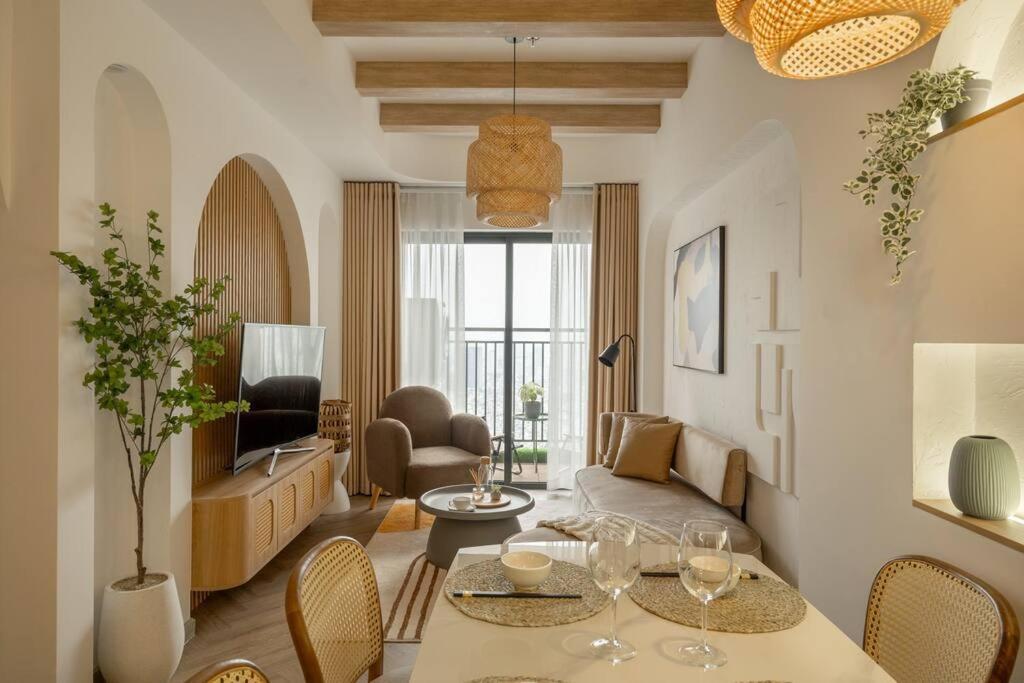 Insta-worthy, Indochina 2br+1wc W/cityview *
