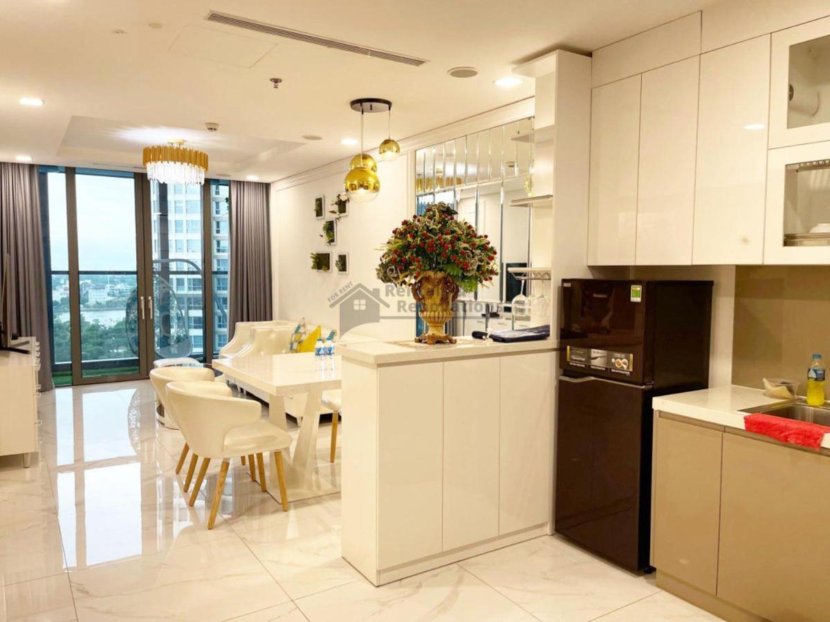 Pangsapuri Vinhomes Park - The -the Park -the Landmark *