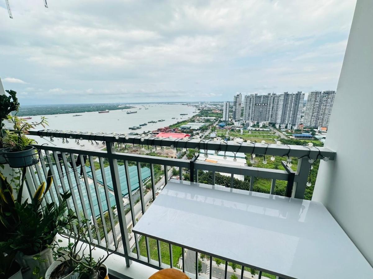 Q7 Riverside 2 Bed W River-view, Netflix & Pool Pangsapuri *