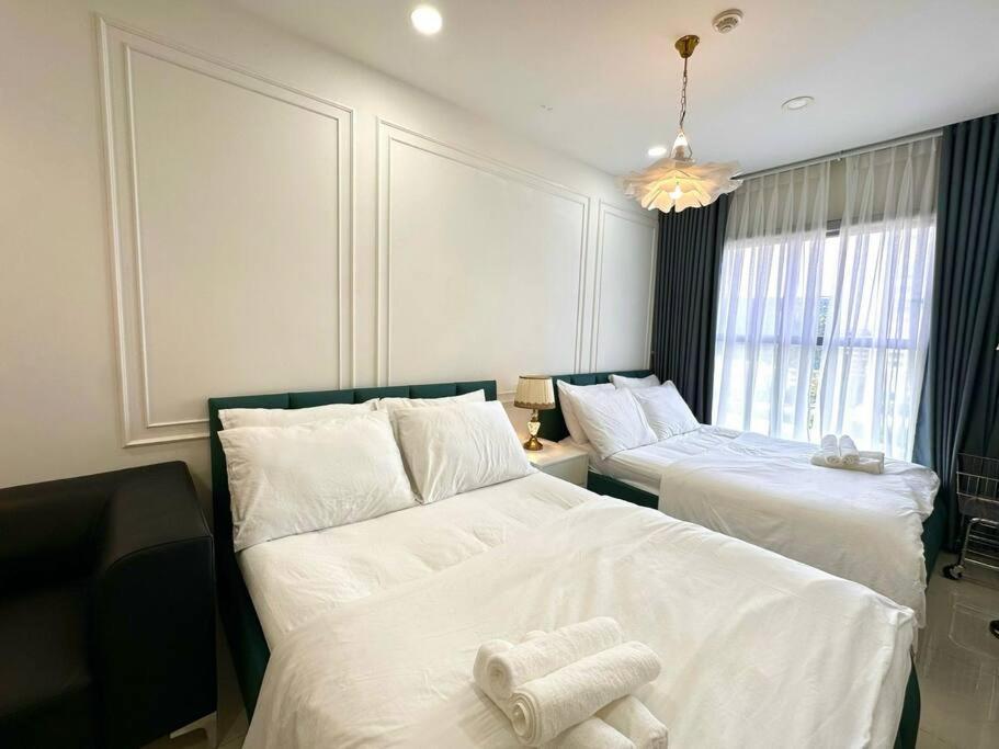 New Saigon Royal Luxury 4pax View * Ho Chi Minh City