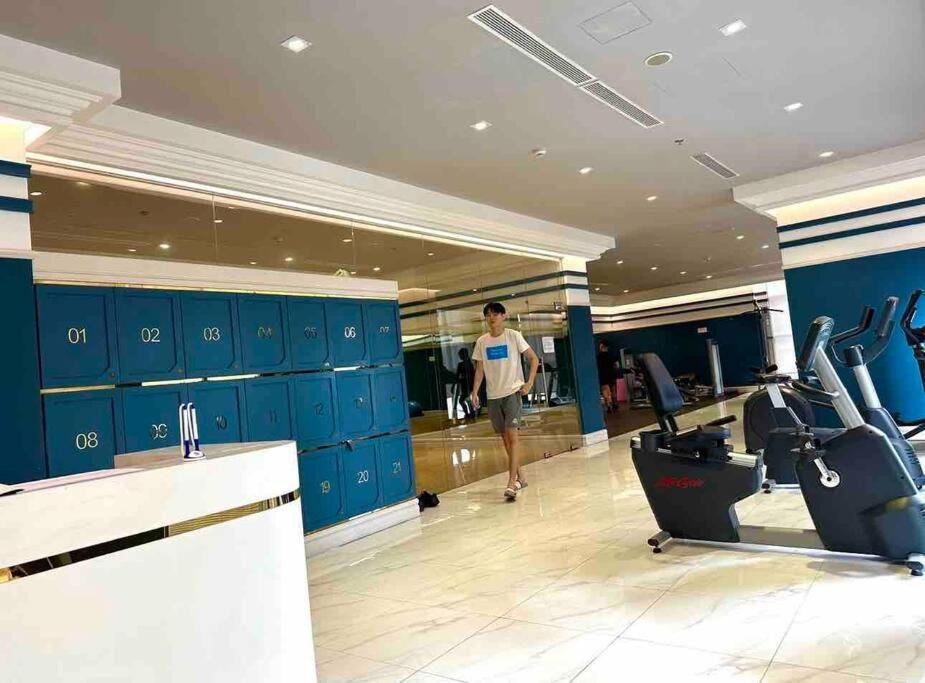 New Saigon Royal Luxury 4pax View *