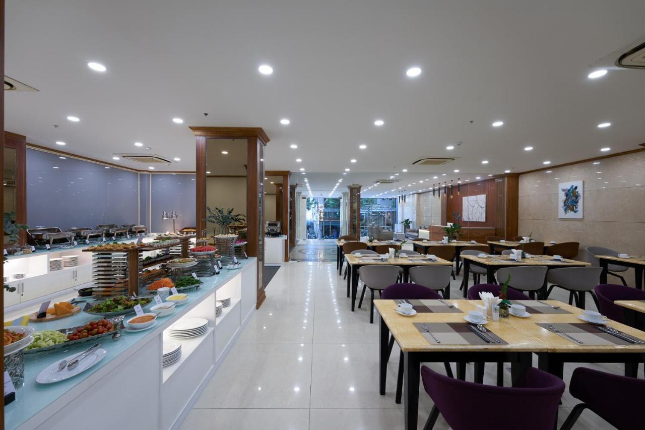 Khách sạn Cosmo Sai Gon Central