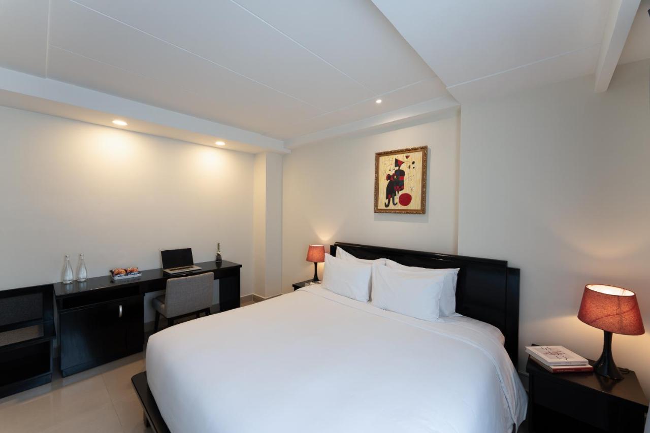 Cosmo Sai Gon Central Khách sạn
