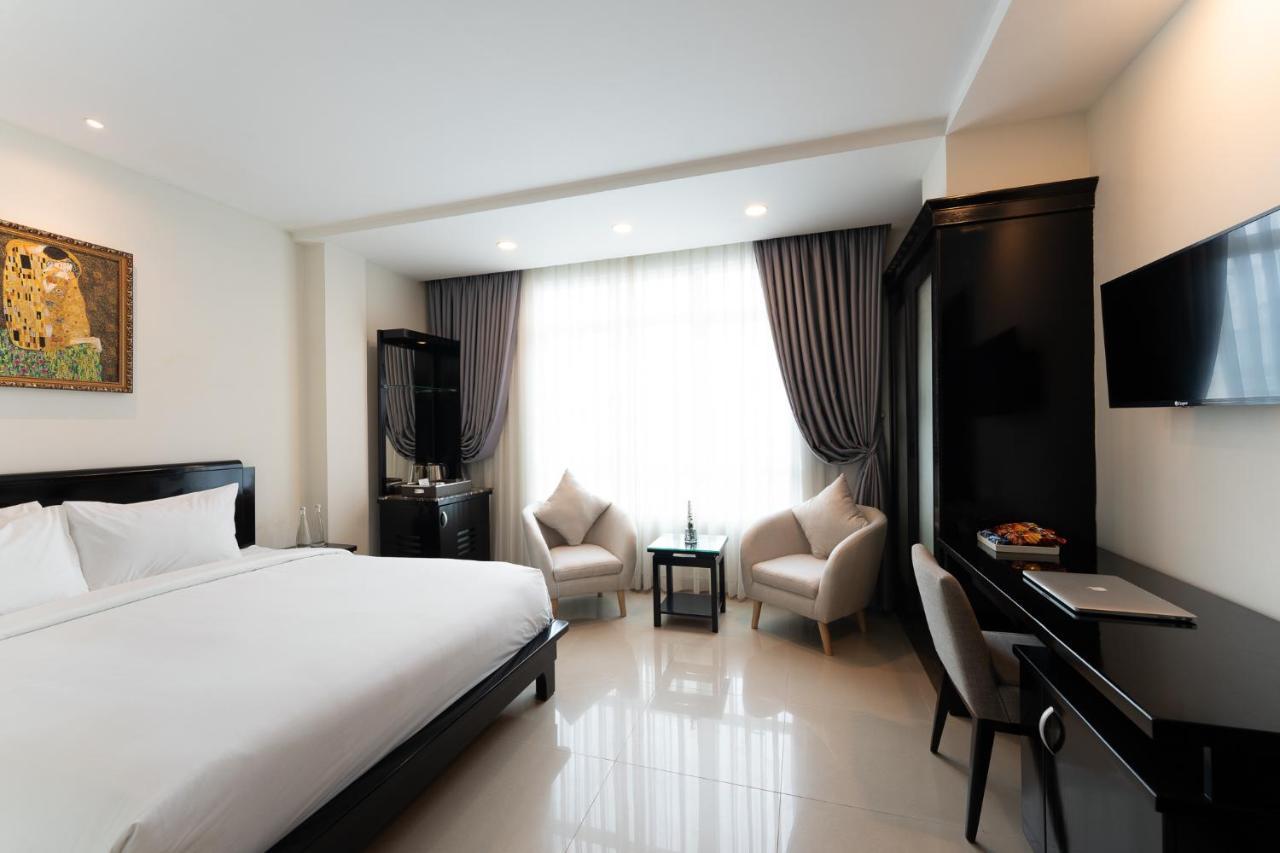 Cosmo Sai Gon Central Khách sạn