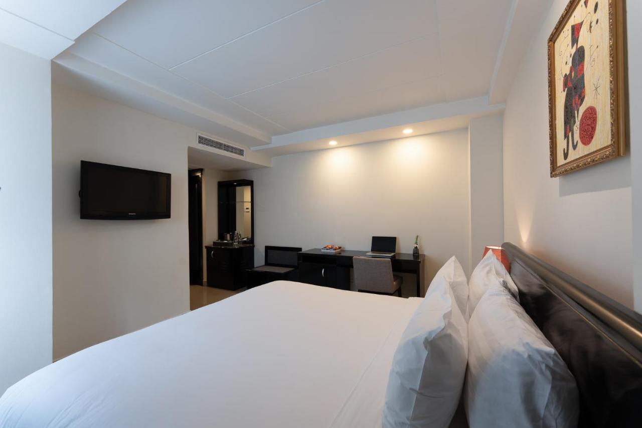 Cosmo Sai Gon Central Khách sạn