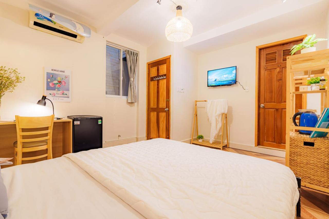 Ở trọ Pasteur 3 *