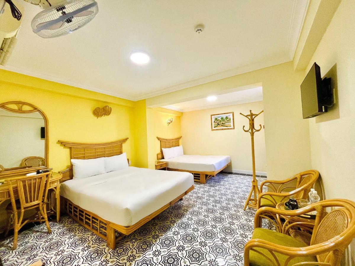 Spring House Saigon Park 3*