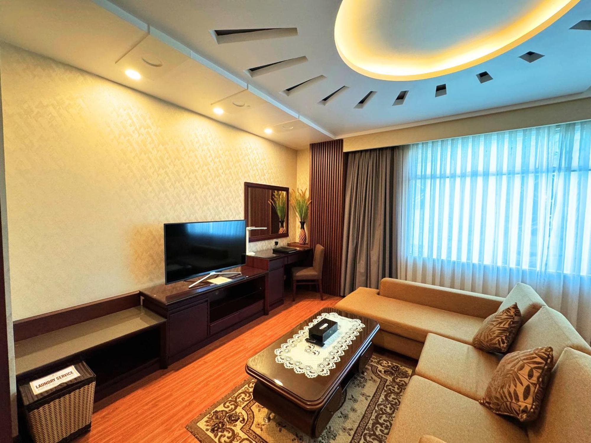 Northern Saigon Hotel 4*