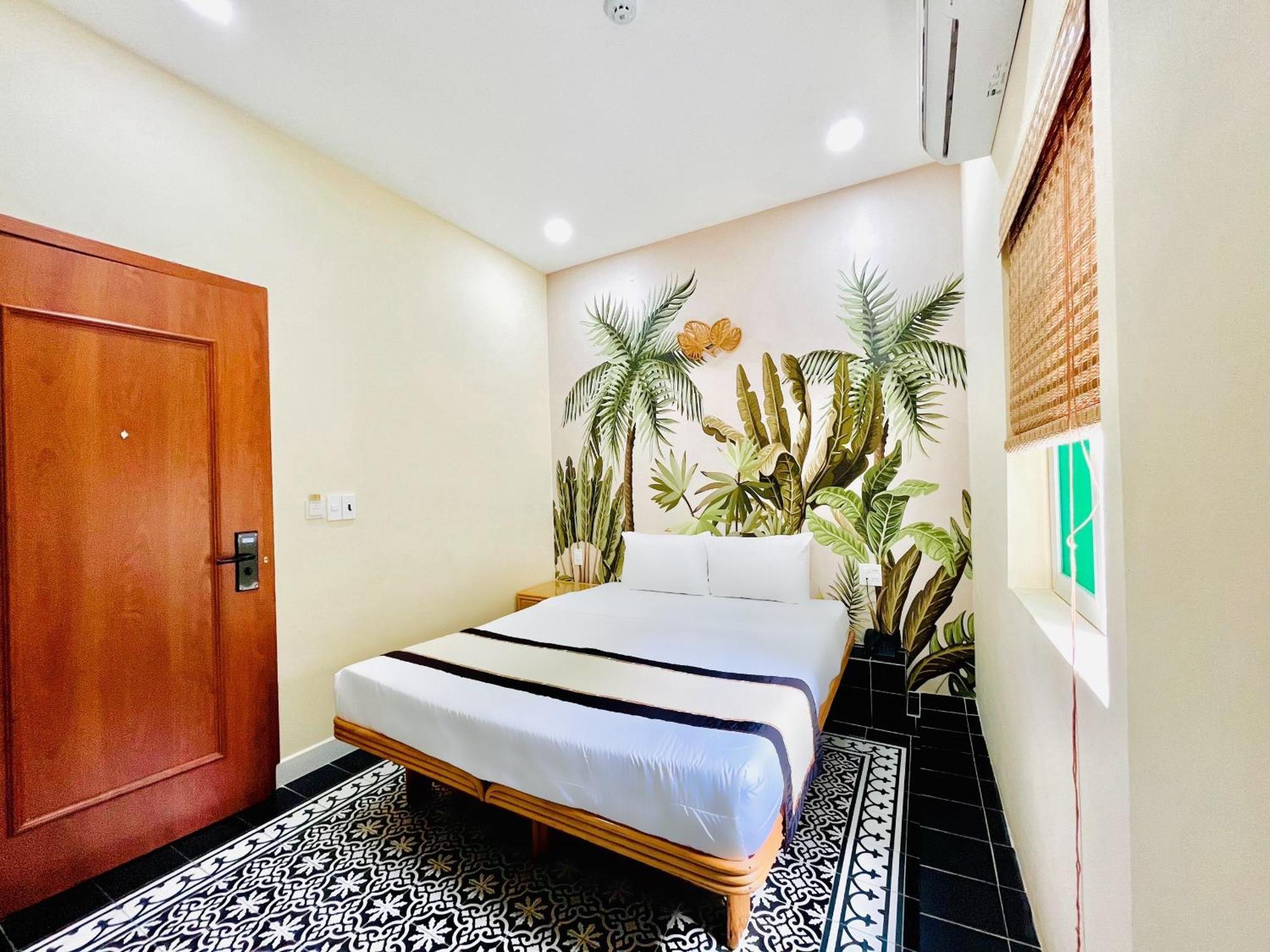 Spring House Saigon Park Hotel