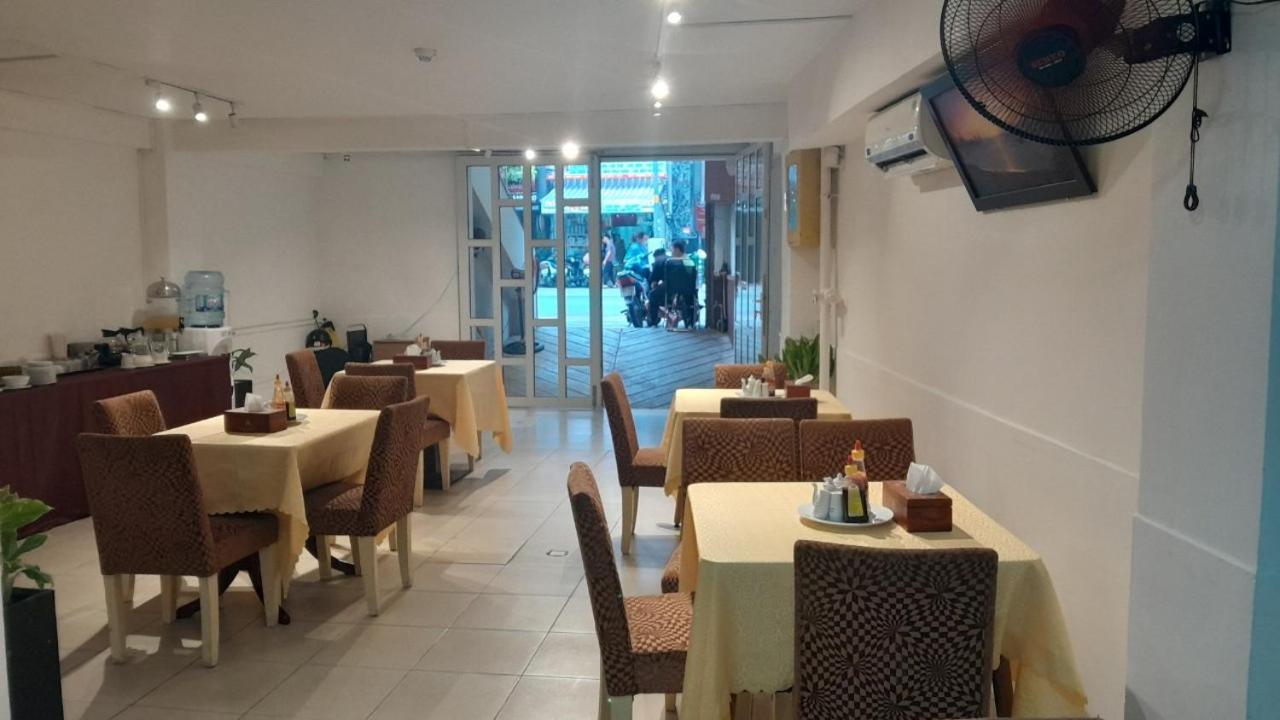 Hotel A25 - 14 Pho Duc Chinh 2*