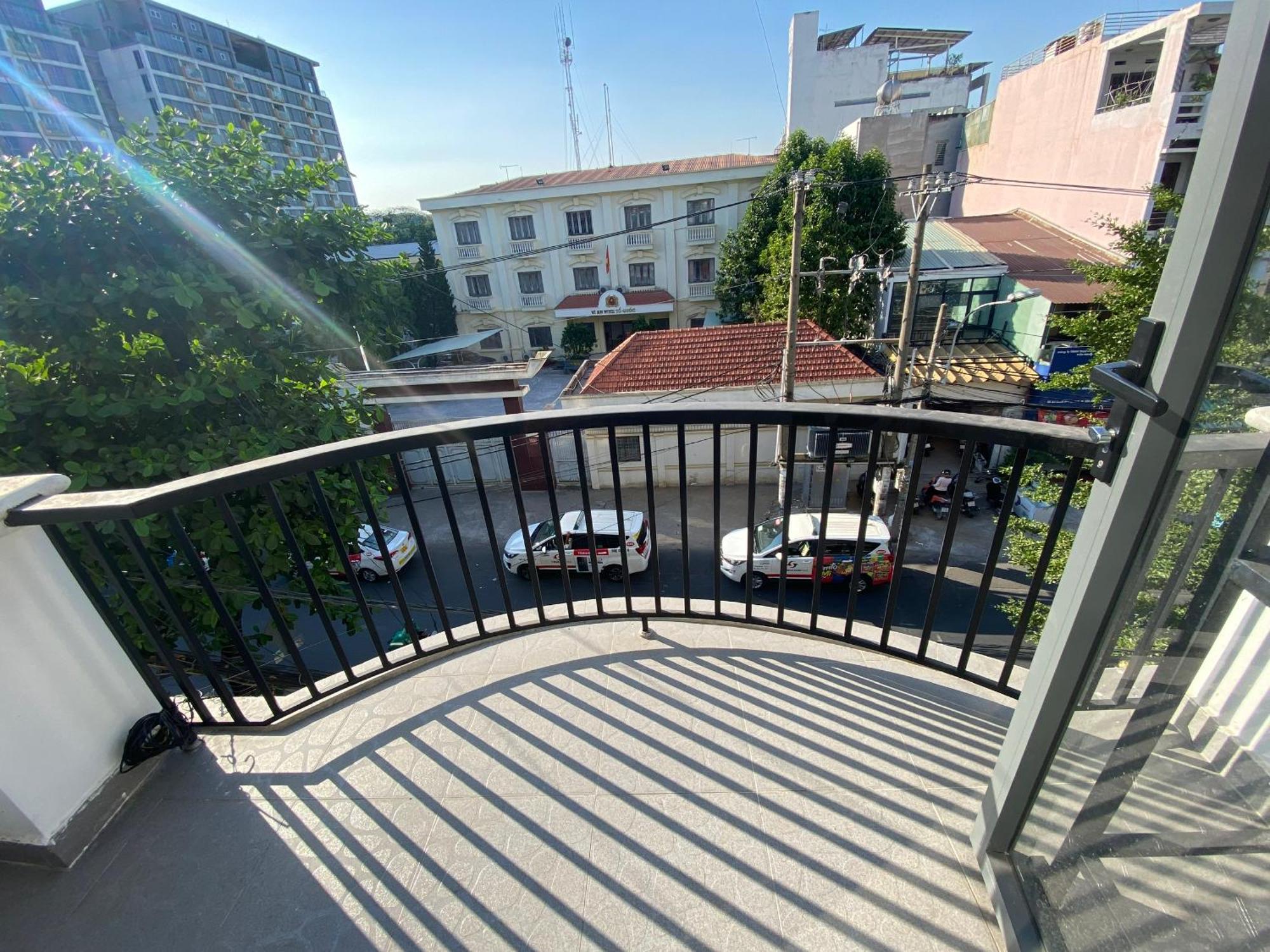 Start House Capsule 5 Min Walk To The Airport Capsule hotel