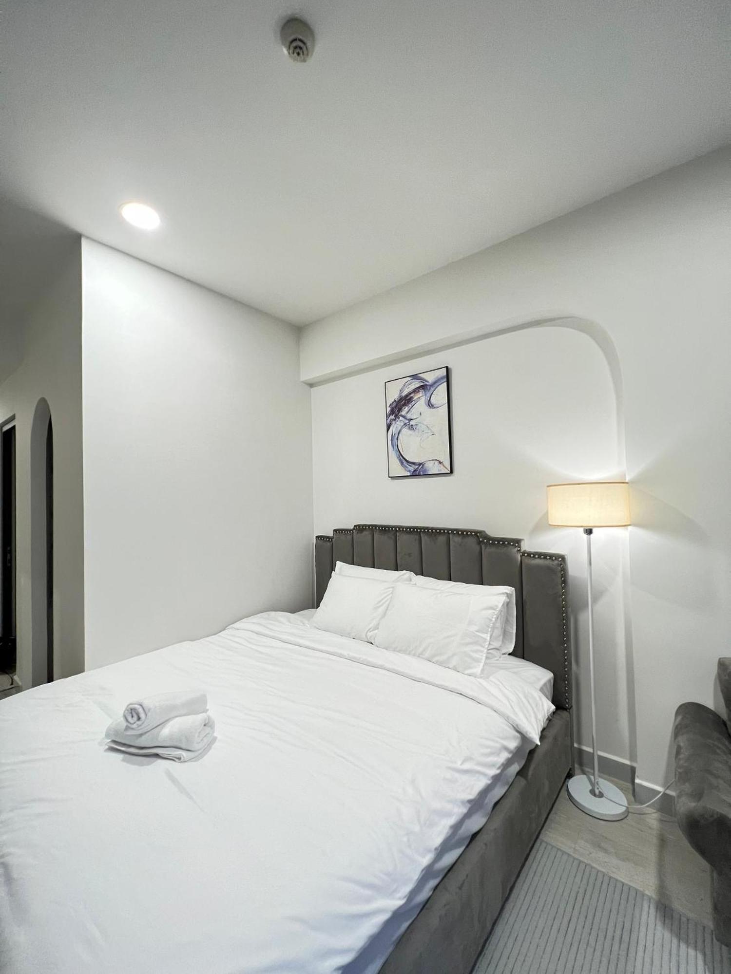 Otis Soho Saigon Balcony