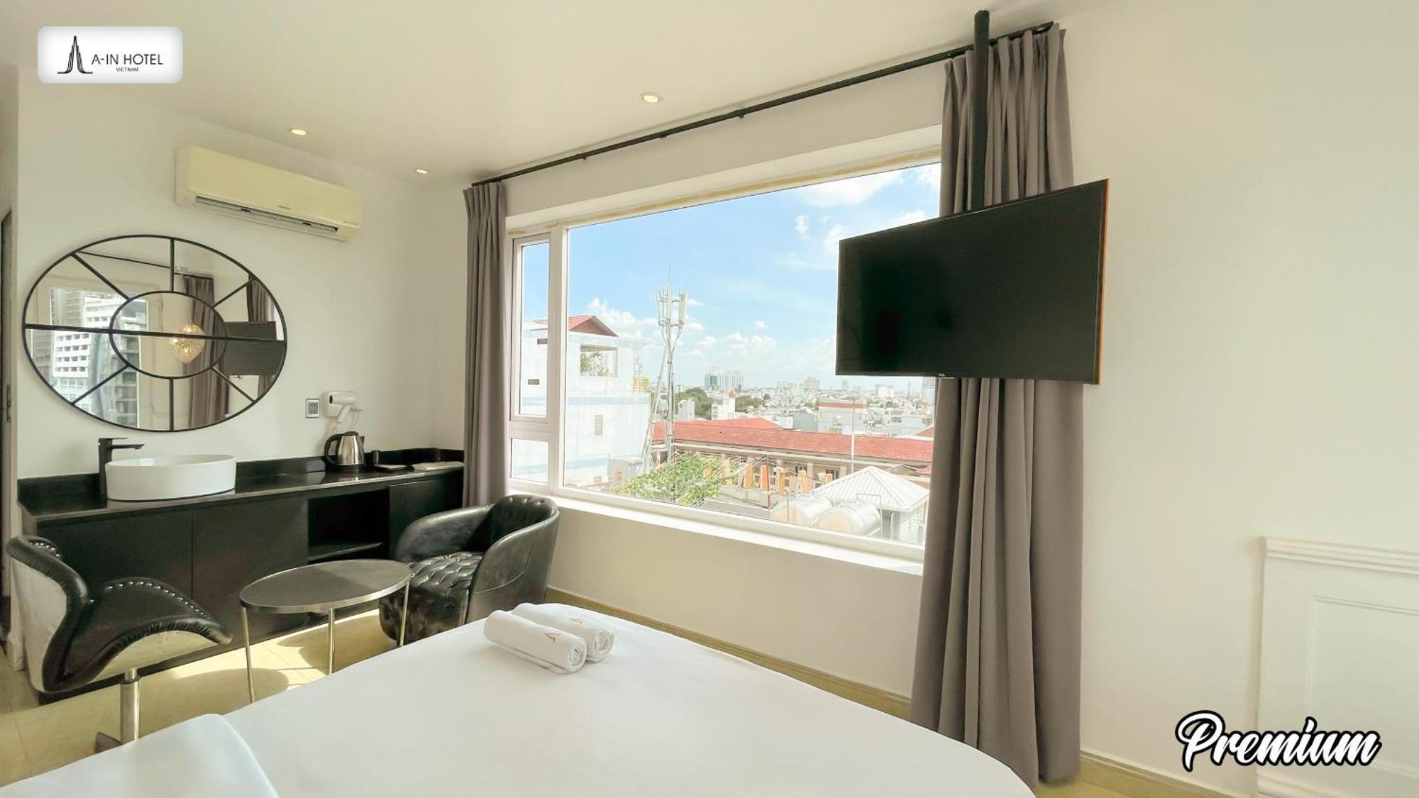 Hotel A In Riverside 2*