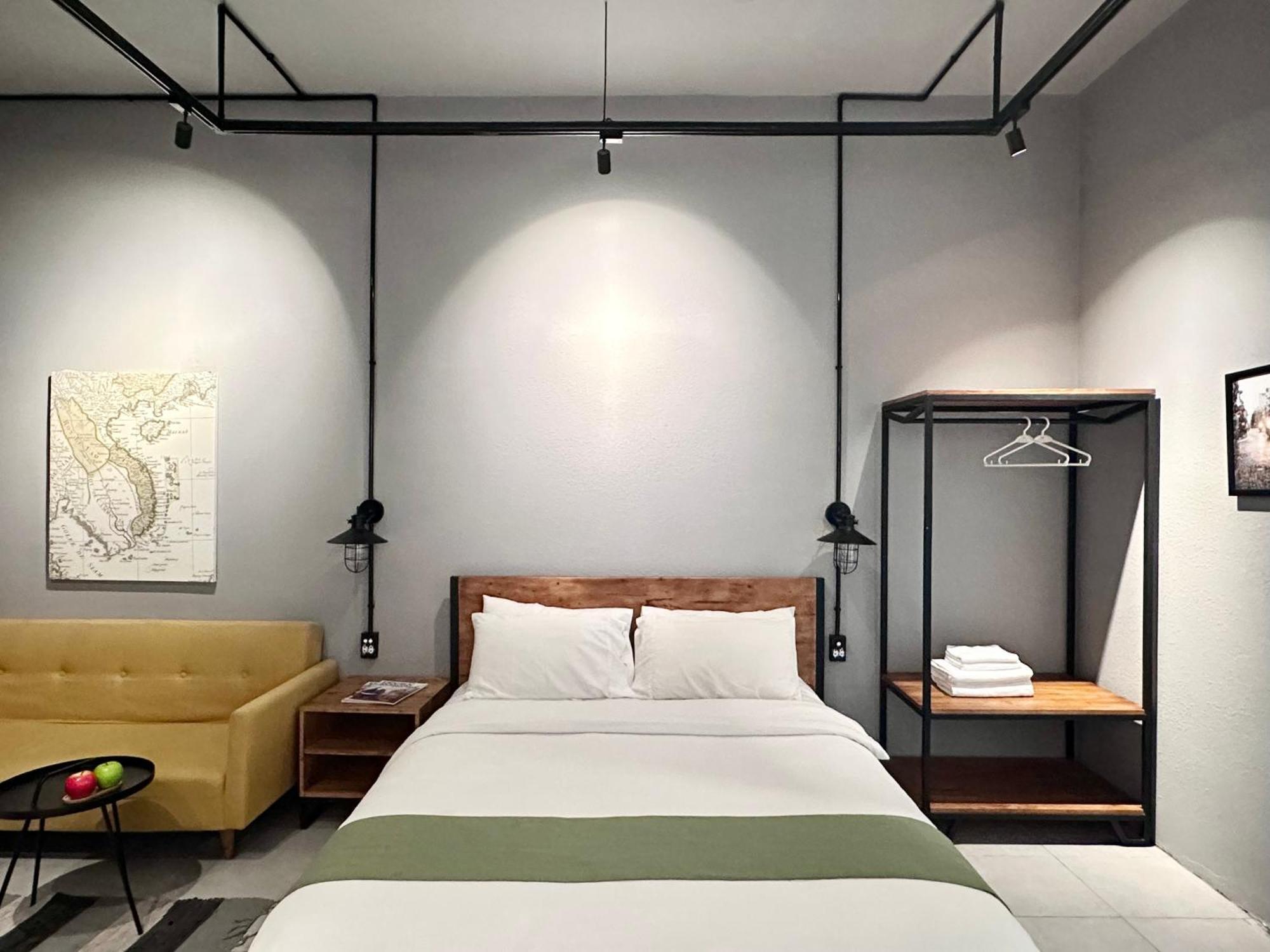 Circadian Industrial On Nguyen Hue Homestay *