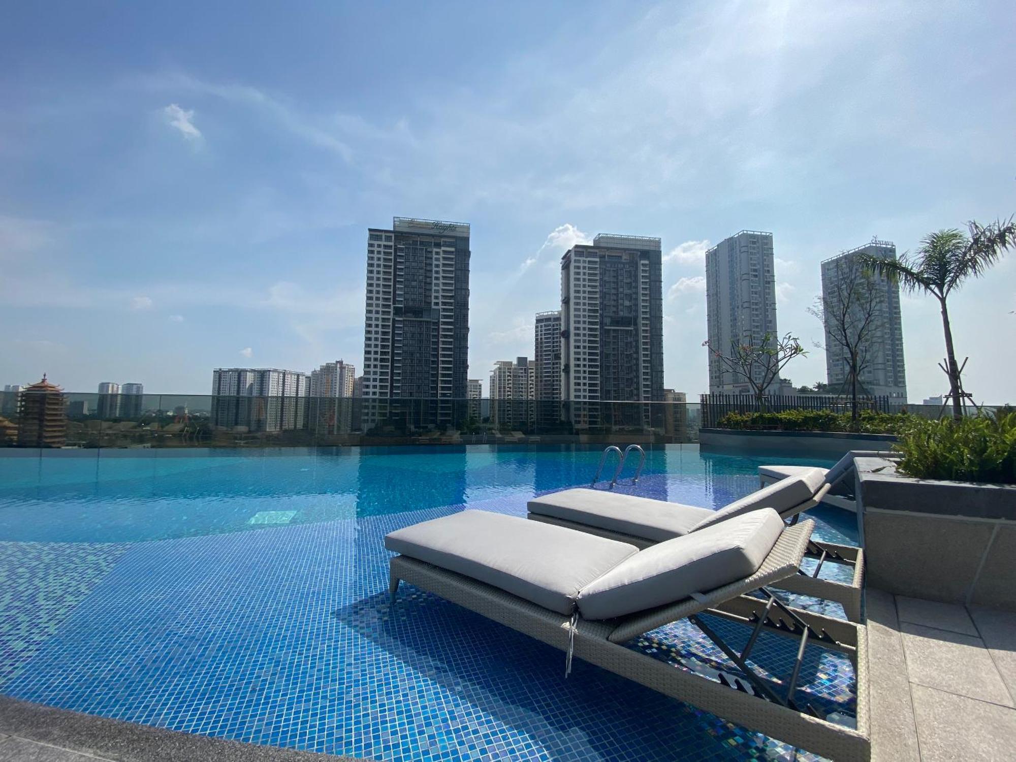 Căn hộ Lumiere Riverside - Raymond Holm - Luxurious 5-star