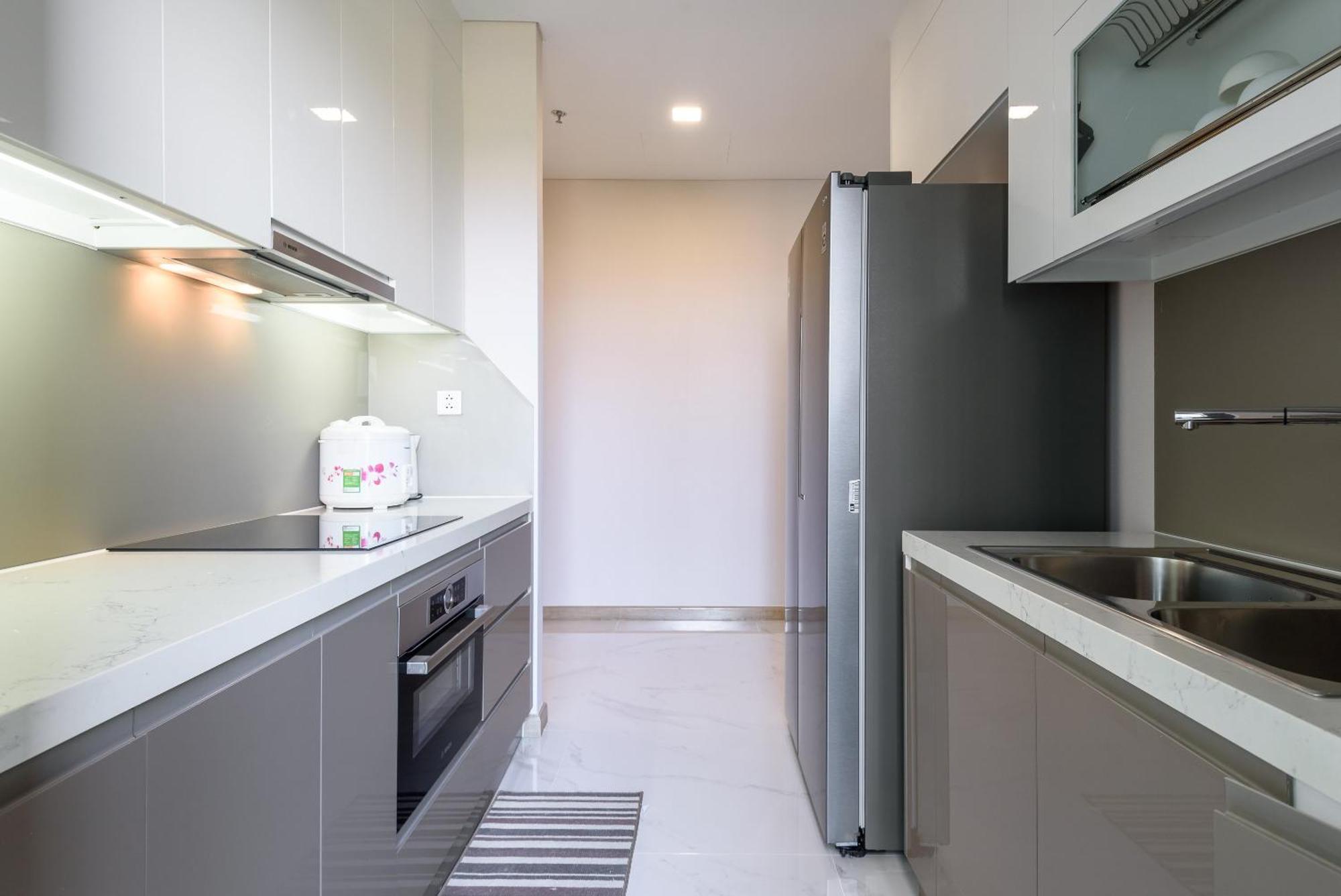 Apartment Vinhomes Park Apartment- Landmark Luxury Ho Chi Minh City