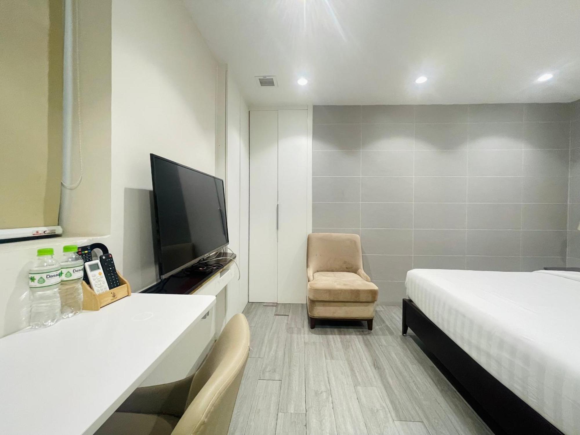 Hotel Simmi 6 & 3*