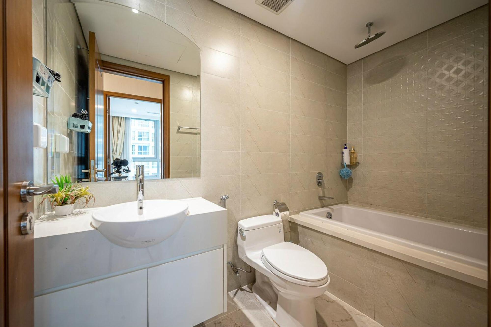 Vinhomes Park Riverside *