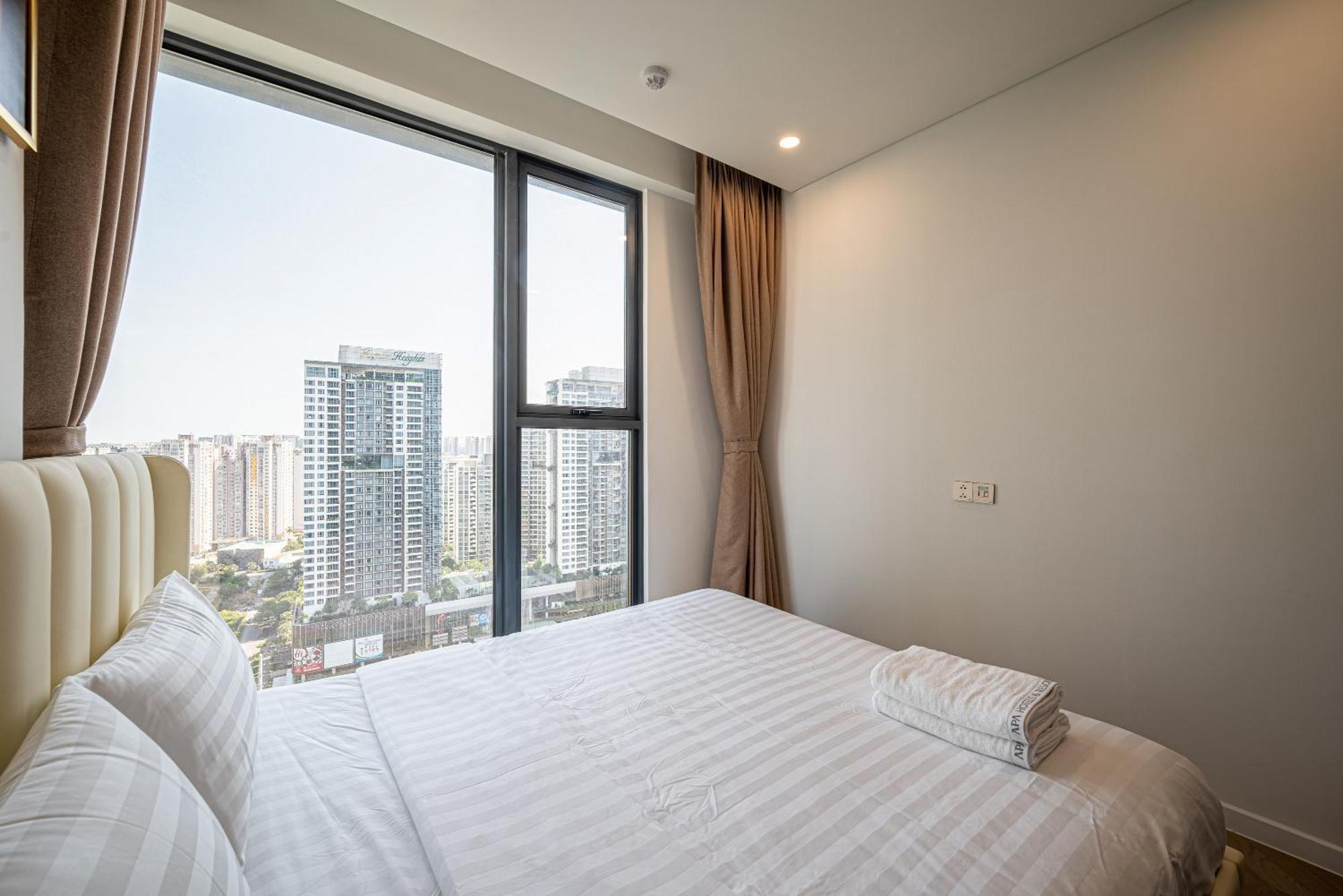Lumier Riverside-2 Bedrom-corner Apartment Ho Chi Minh City