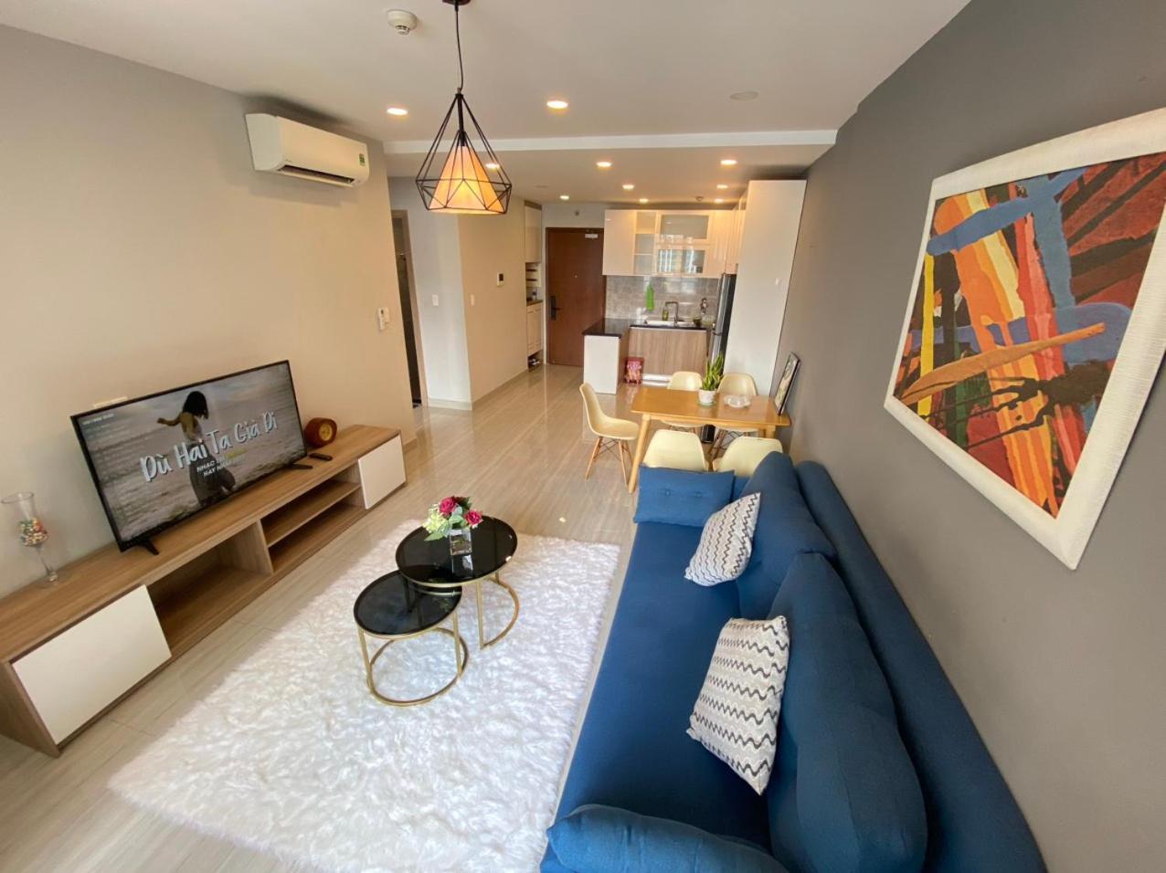 2 Bedrooms Sai Gon Apartment