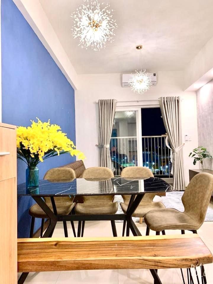 Can Ho Imperial Place Two Bedrooms *
