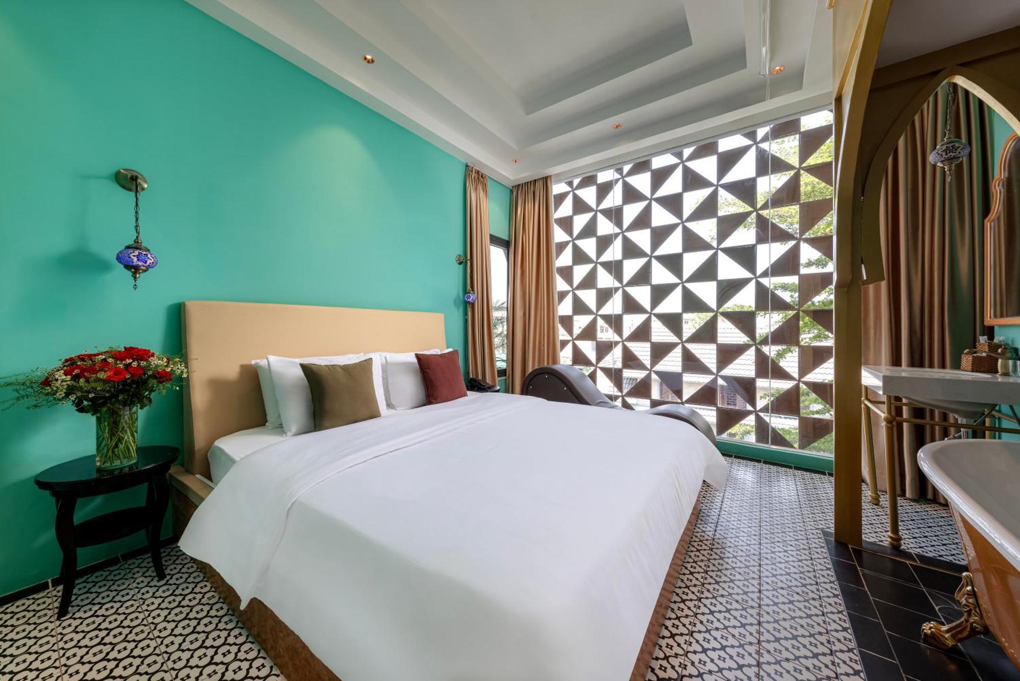 Secret Garden Hotel