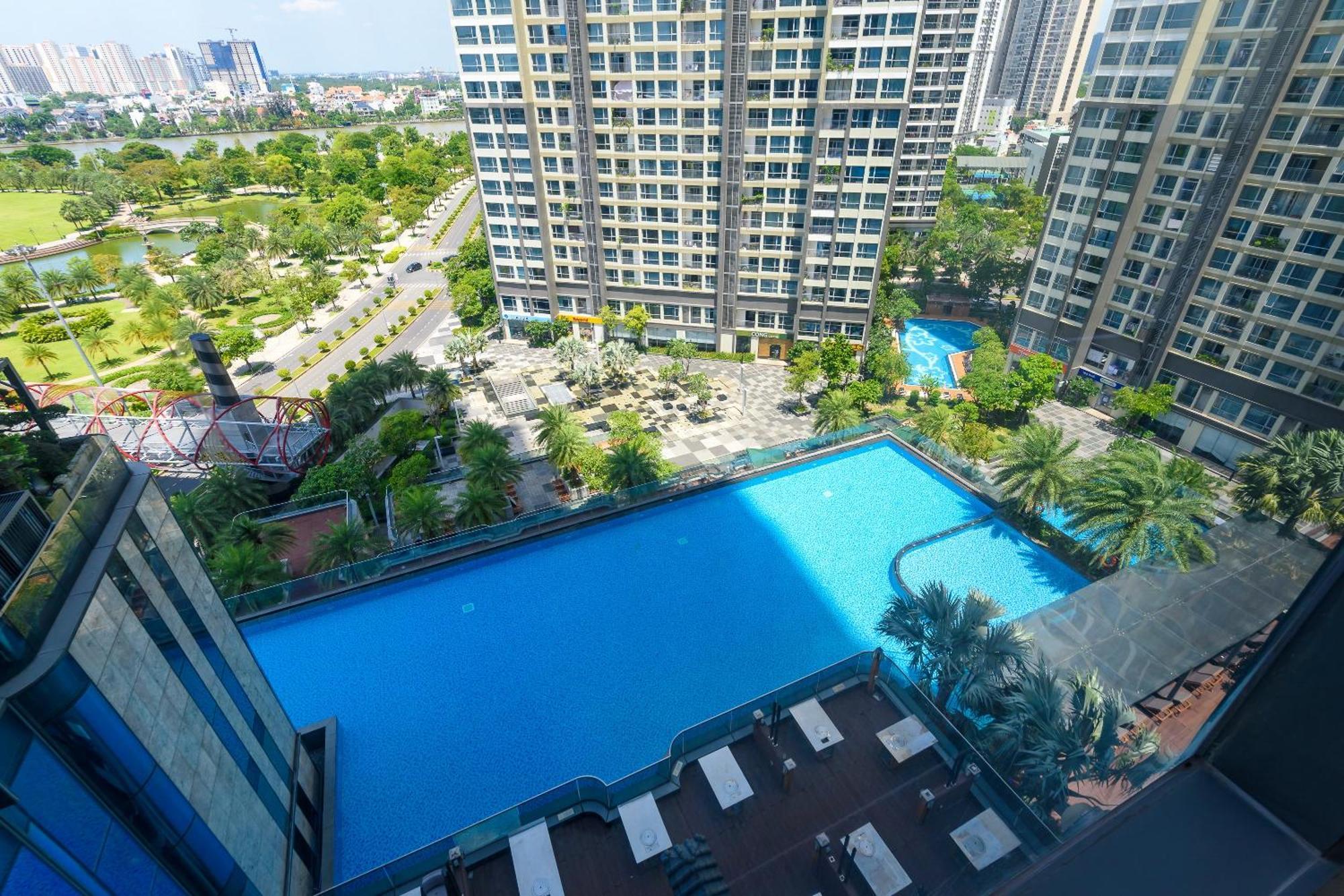 Vinhomes Park Apartment- Landmark Luxury * Ho Chi Minh City