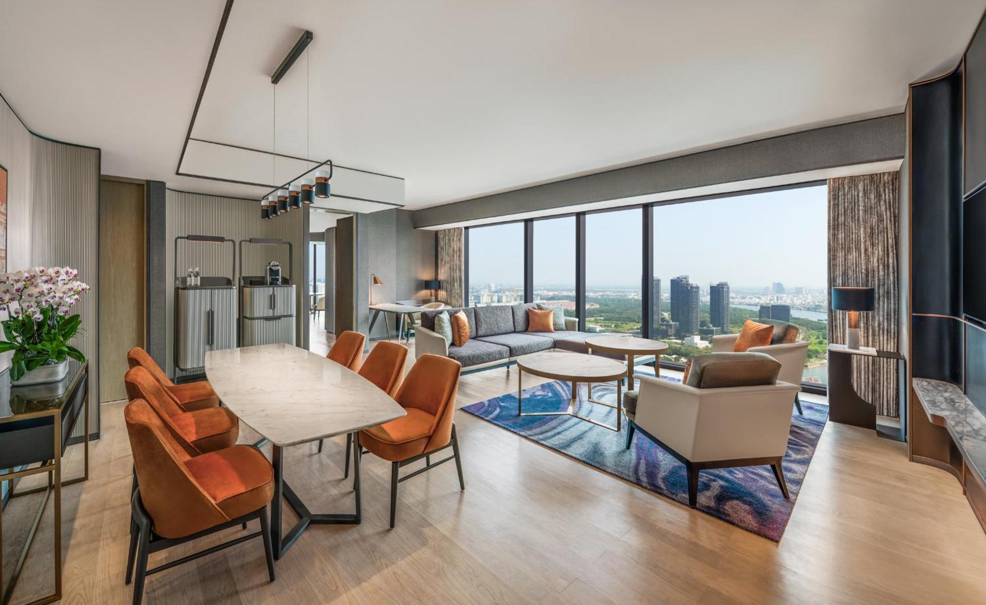 Hotel Hilton Saigon 5*