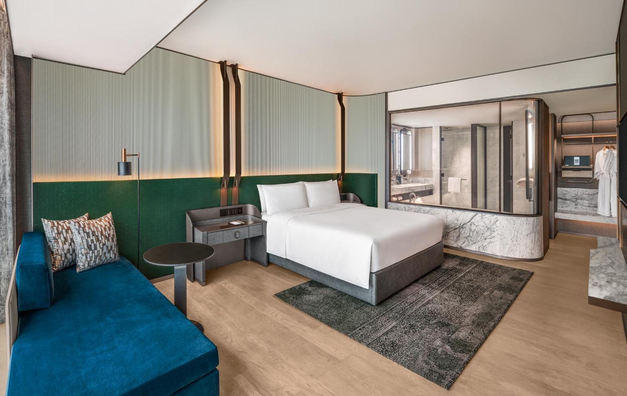 Hilton Saigon 5*