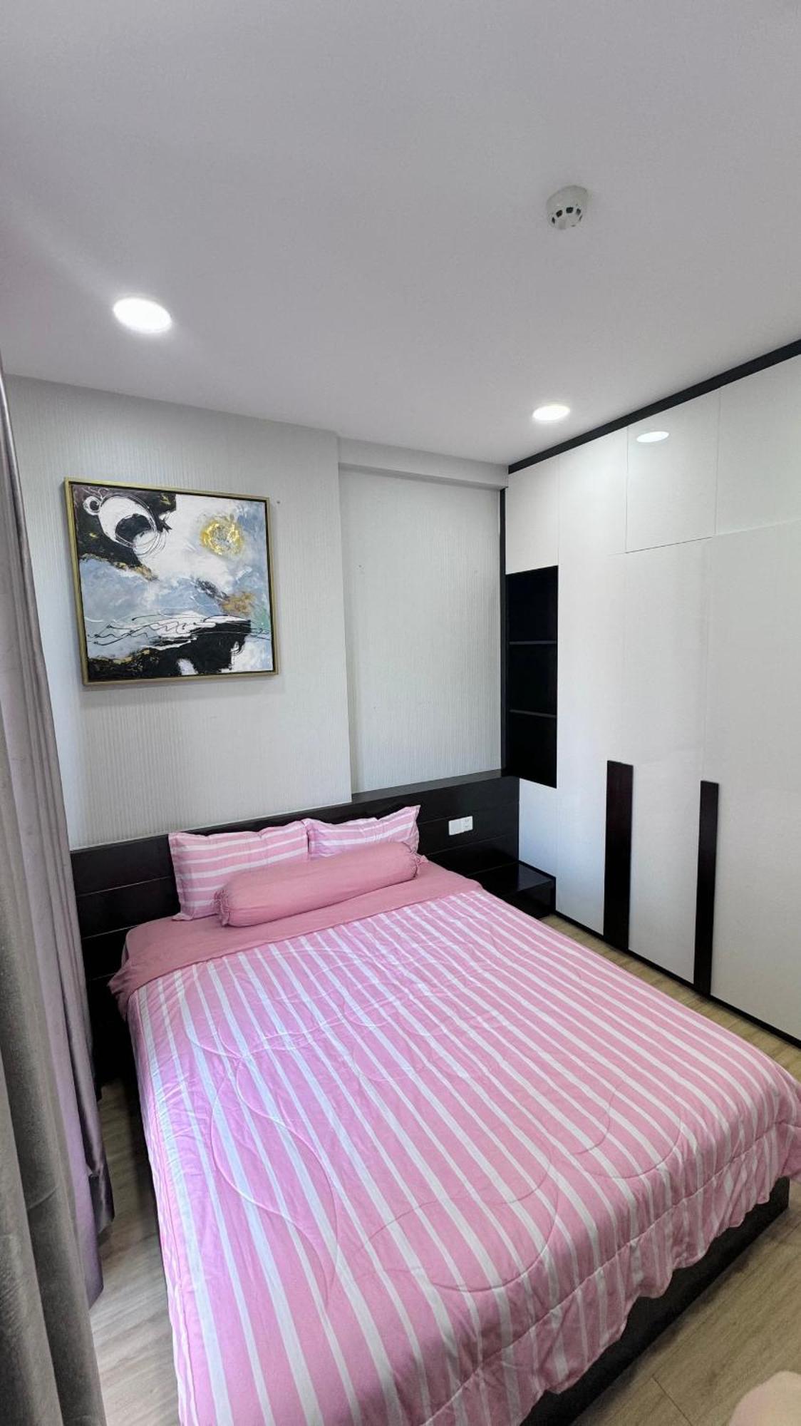 Sun - Millennium Spacious Aparts, Pool And Location