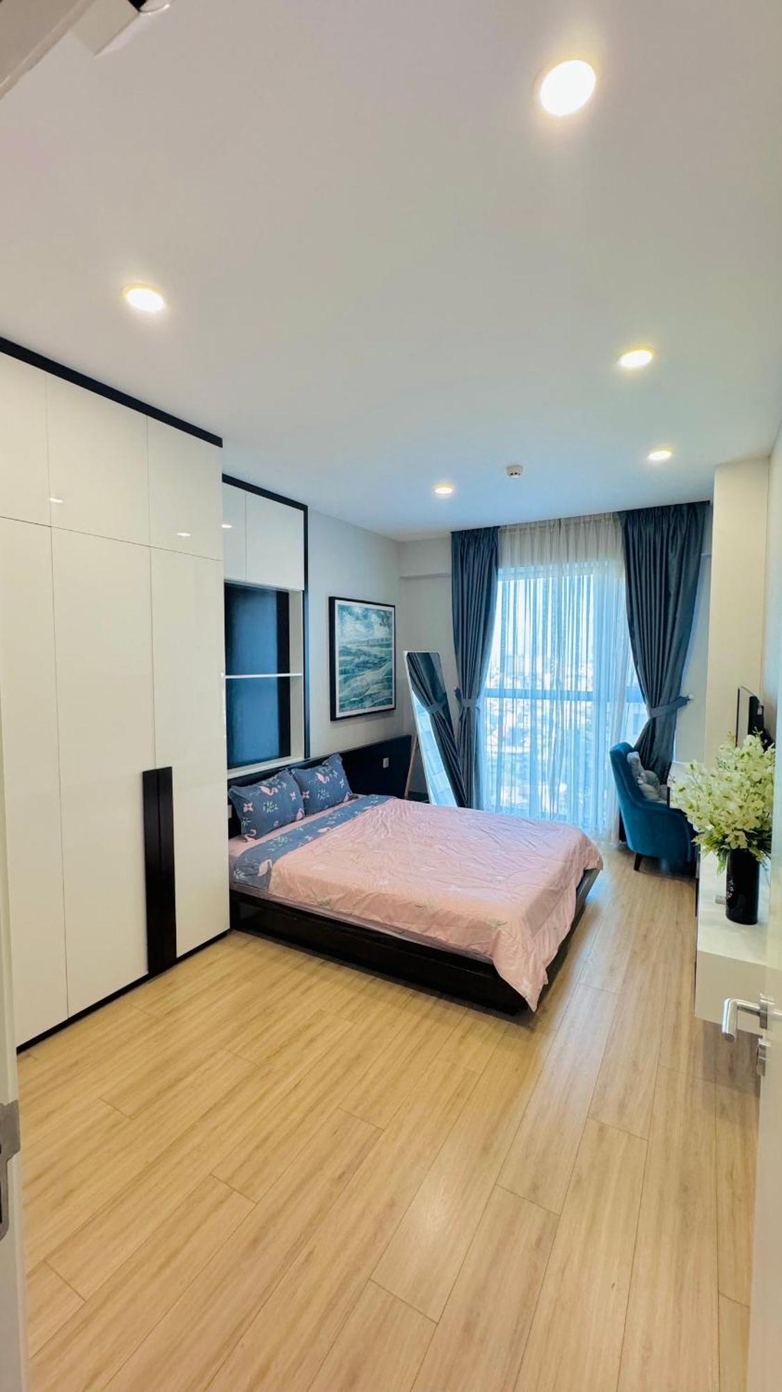 Apartment Sun - Millennium Spacious Aparts, Pool And Location Ho Chi Minh City