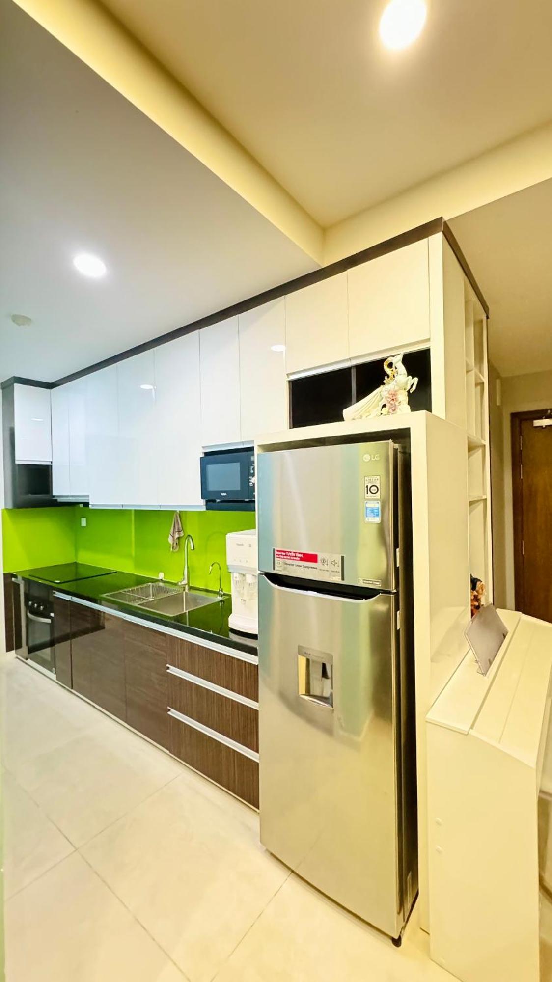 Sun - Millennium Spacious Aparts, Pool And Location *