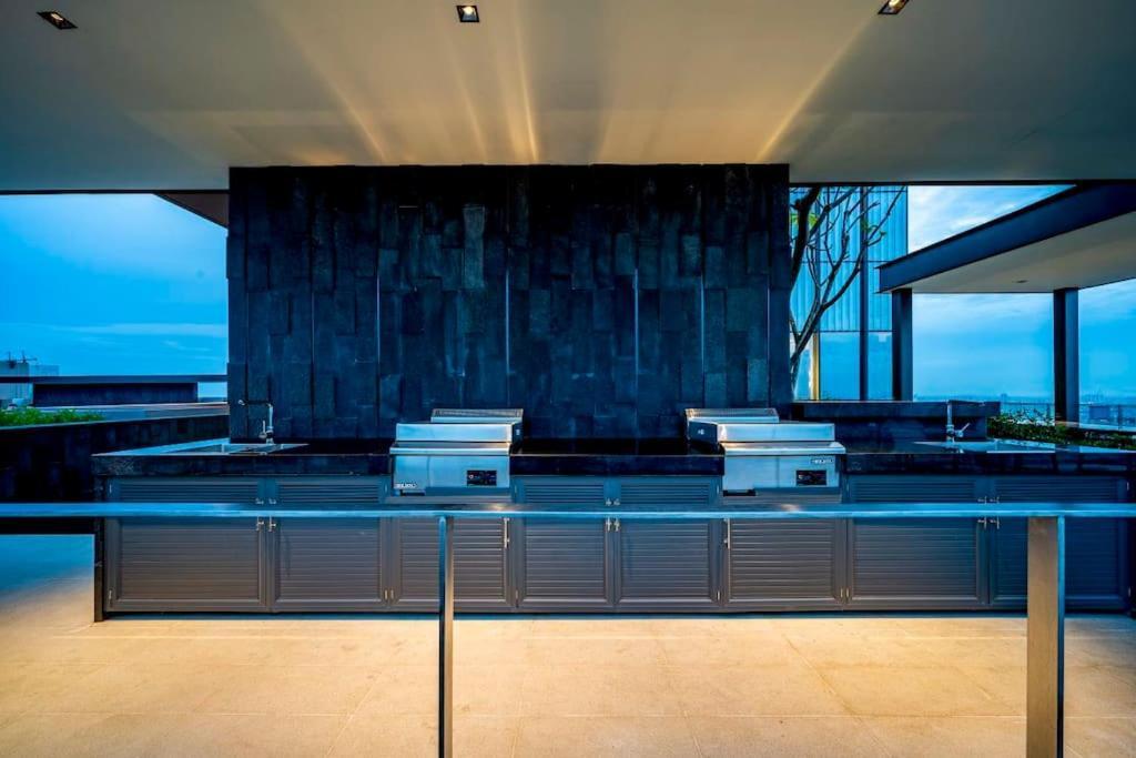 The Rixx Fashionista Apartment/d1/pool/gym/bbq/lux