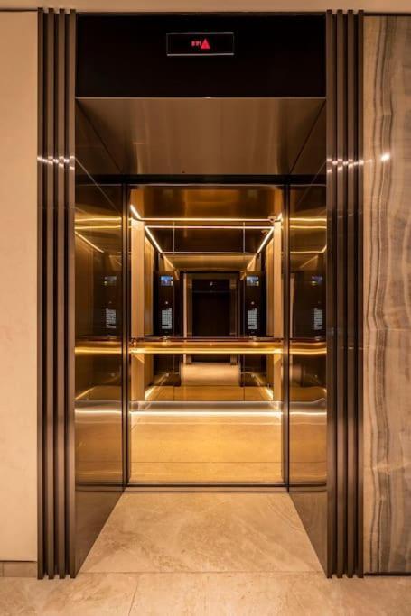 The Rixx Fashionista Apartment/d1/pool/gym/bbq/lux *