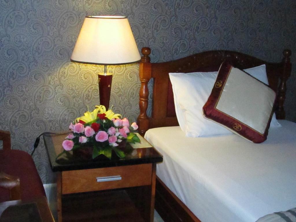 Khach San Trung Mai Hotel