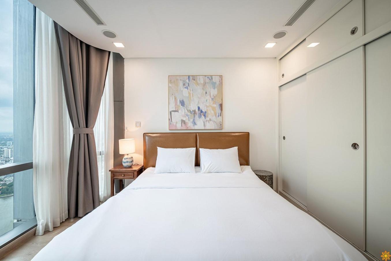 Opulent Skyline Homes At Landmark 81 *