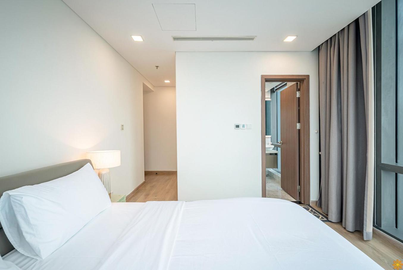 Căn hộ Opulent Skyline Homes At Landmark 81