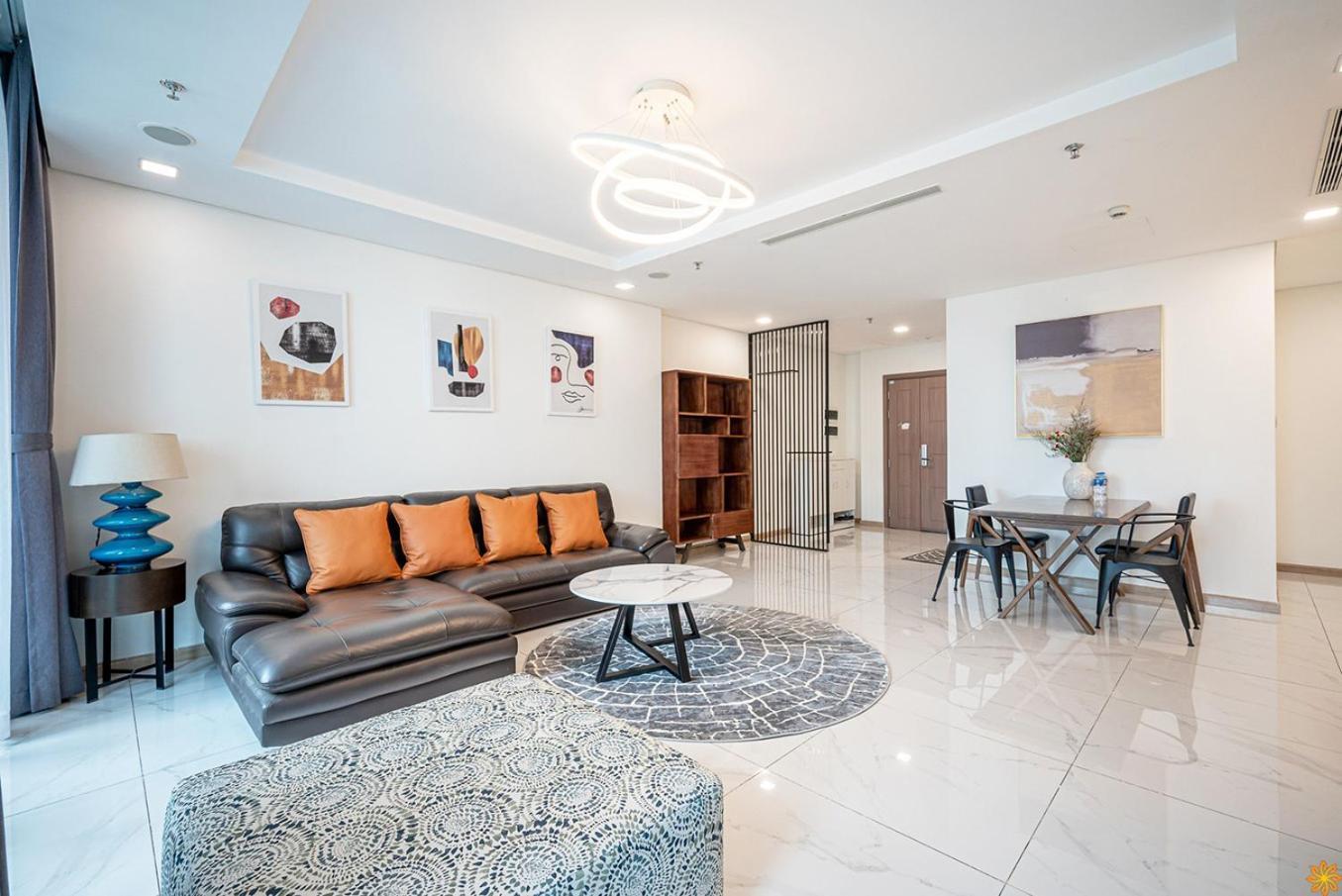 Căn hộ Opulent Skyline Homes At Landmark 81 *