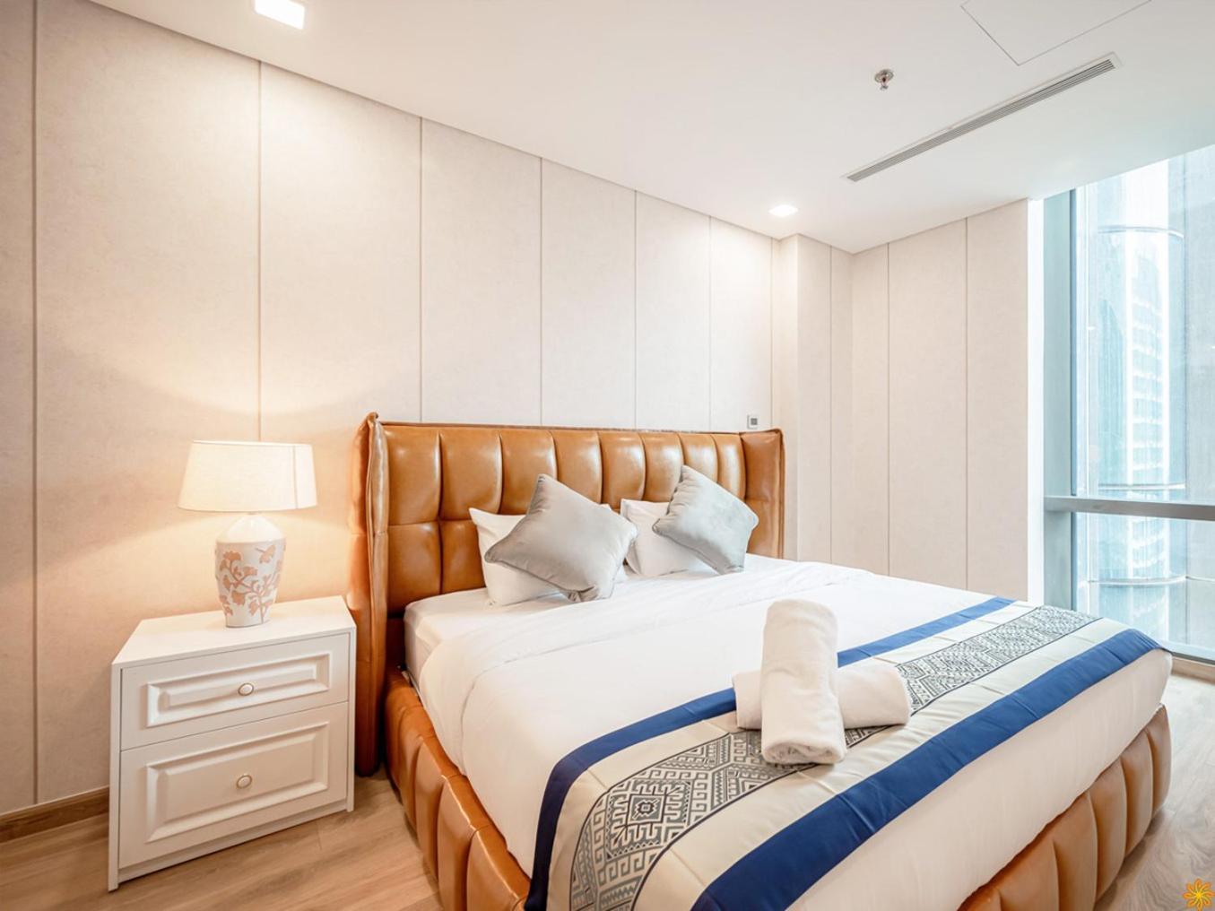 Opulent Skyline Homes At Landmark 81