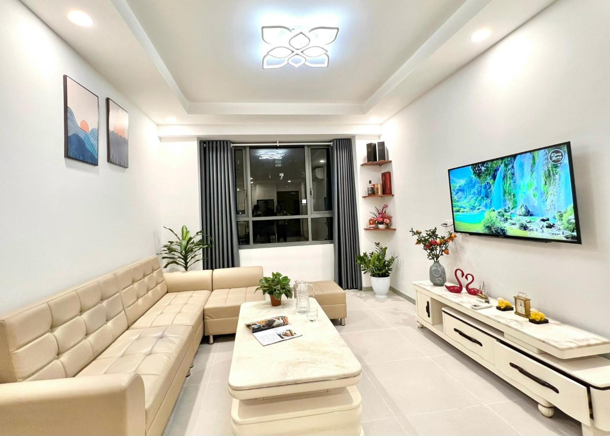 2 Bedrooms Sai Gon Apartment