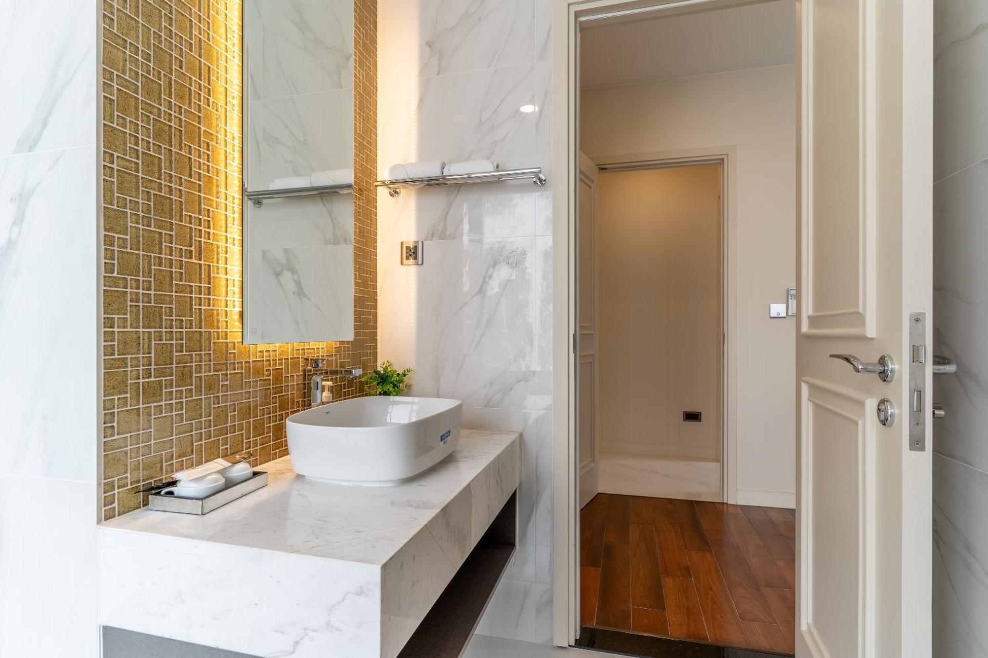 Pangsapuri Delux D1,3bedrooms,2 Bath,pool,gym Bandar Ho Chi Minh