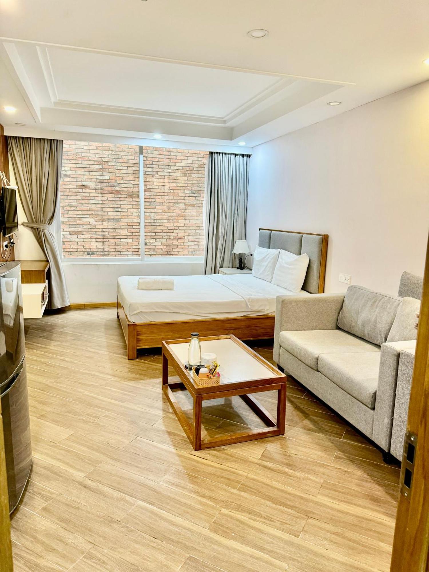 Vinh Secc Saigon Q7 *