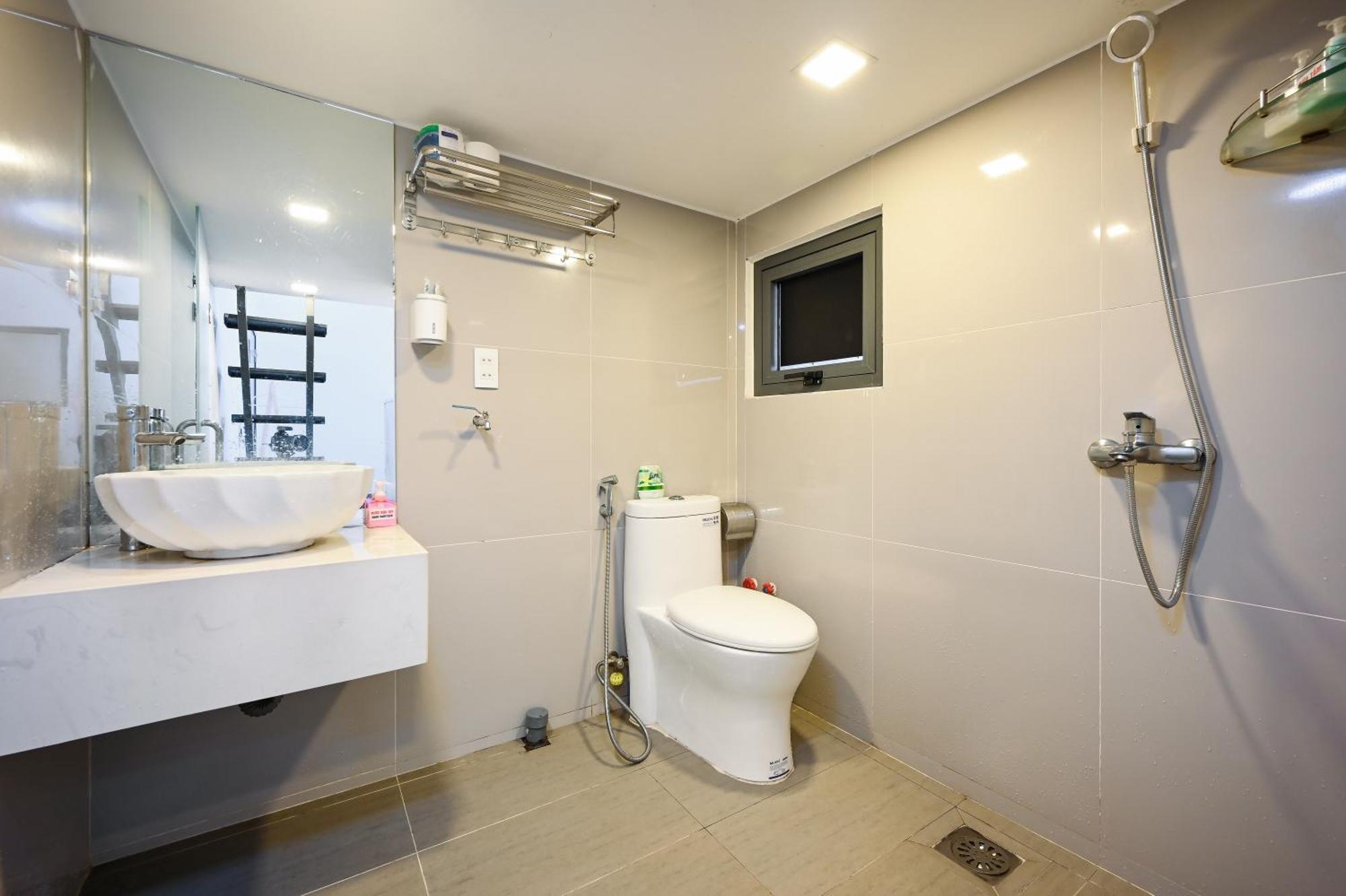 Huyen Homestay *