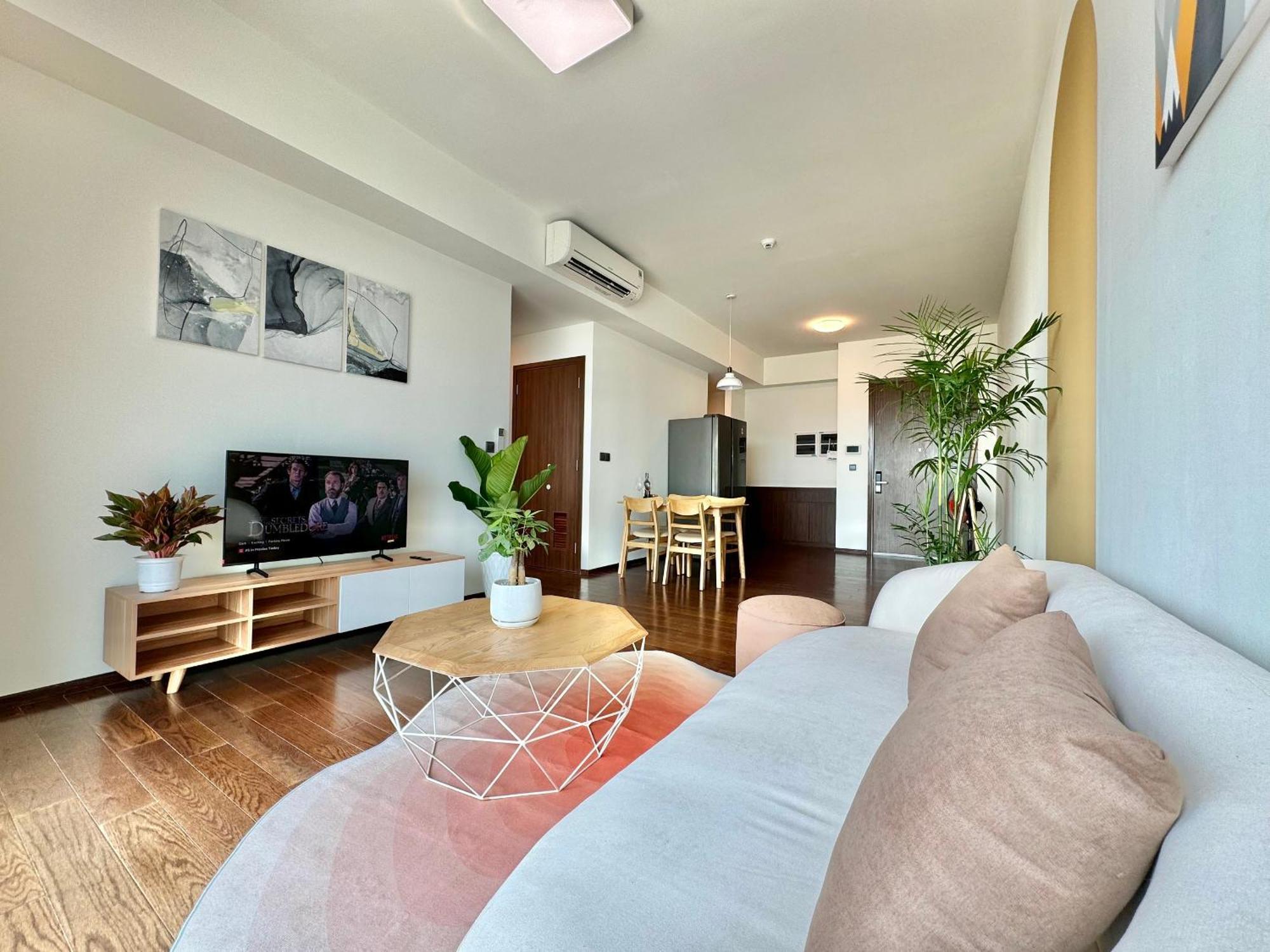 Homie's Dedge Thao Dien Luxury Apartment