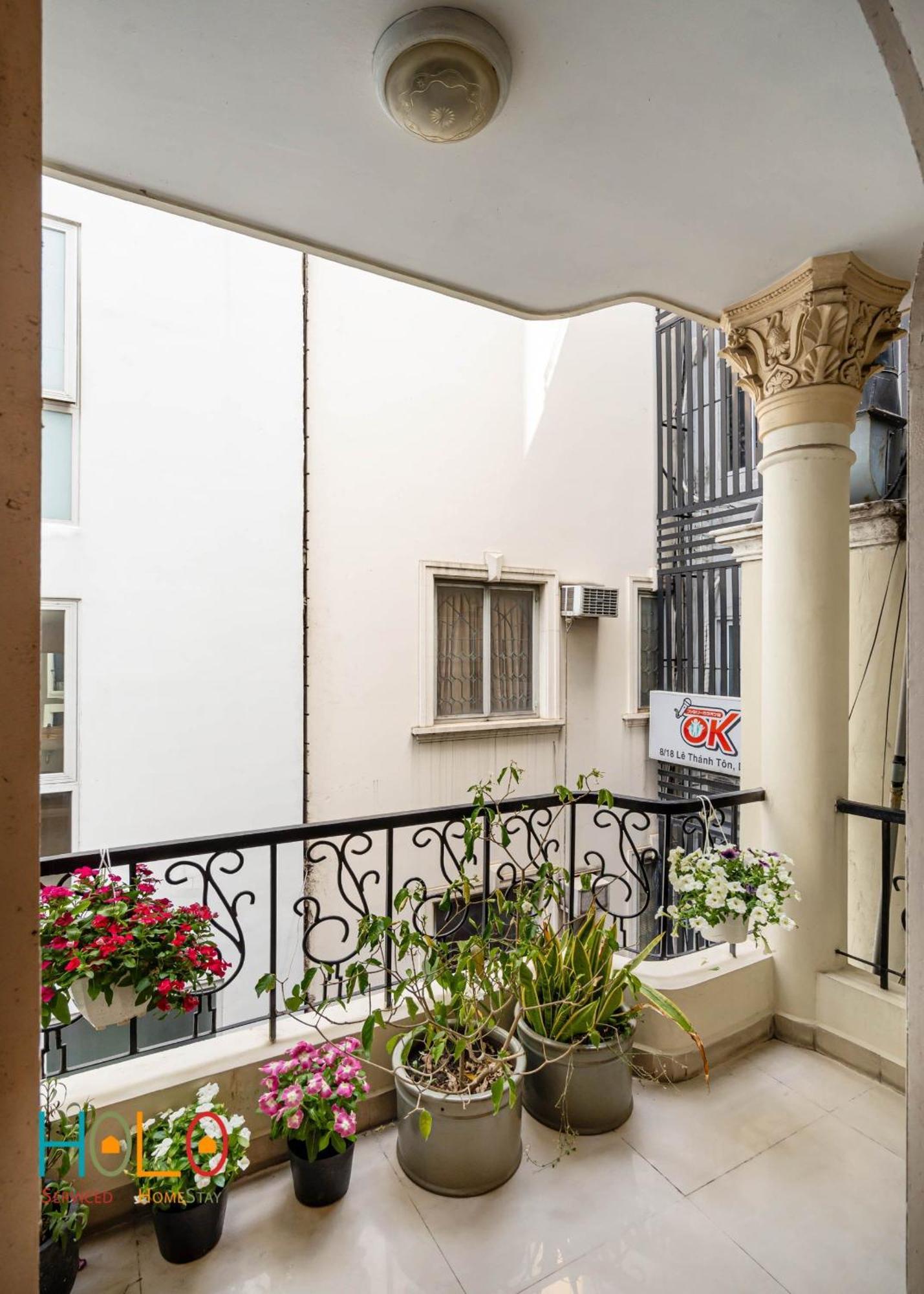 Holo Le Thanh Ton Saigon Serviced Homestay *