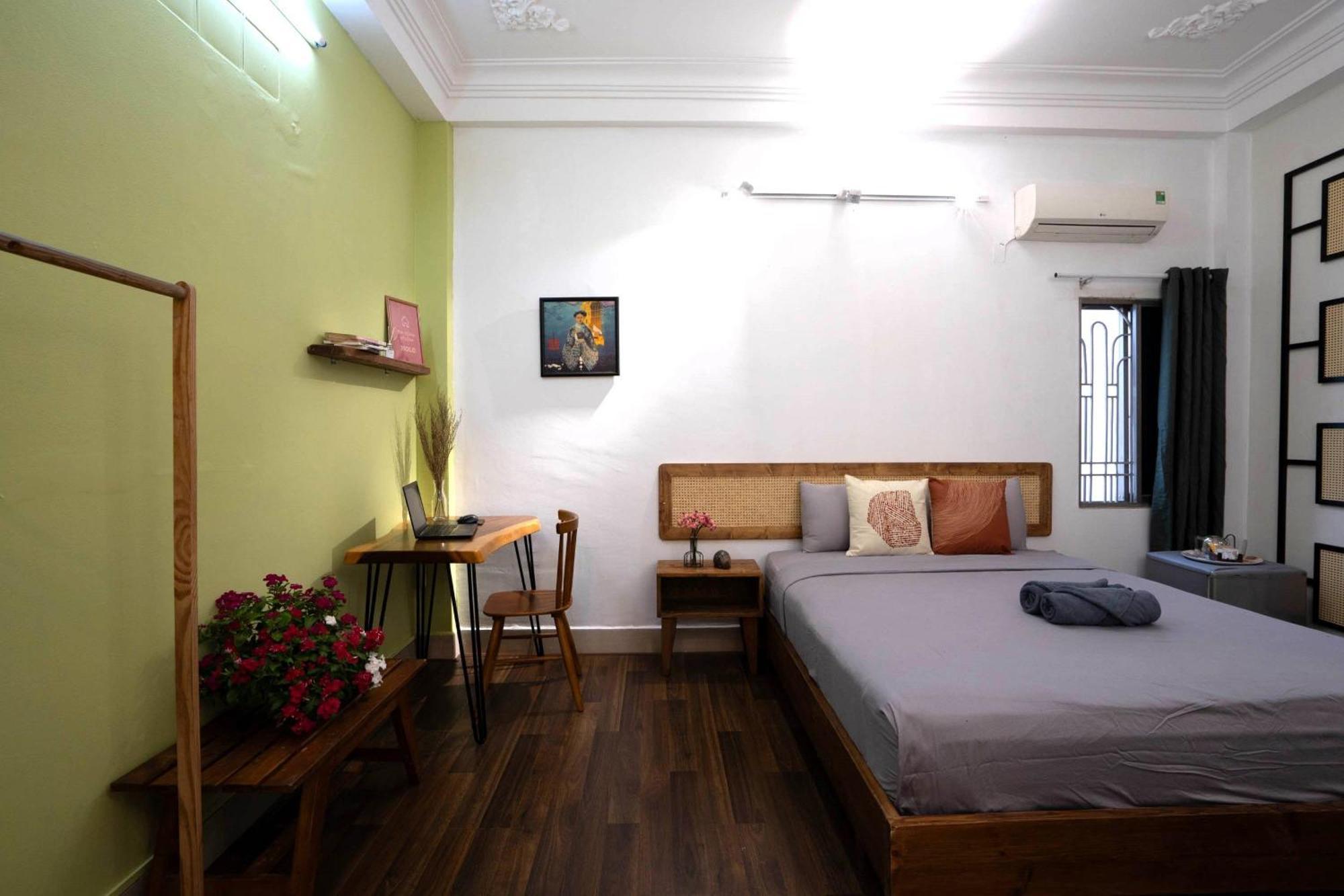 Holo Le Thanh Ton Saigon Serviced *