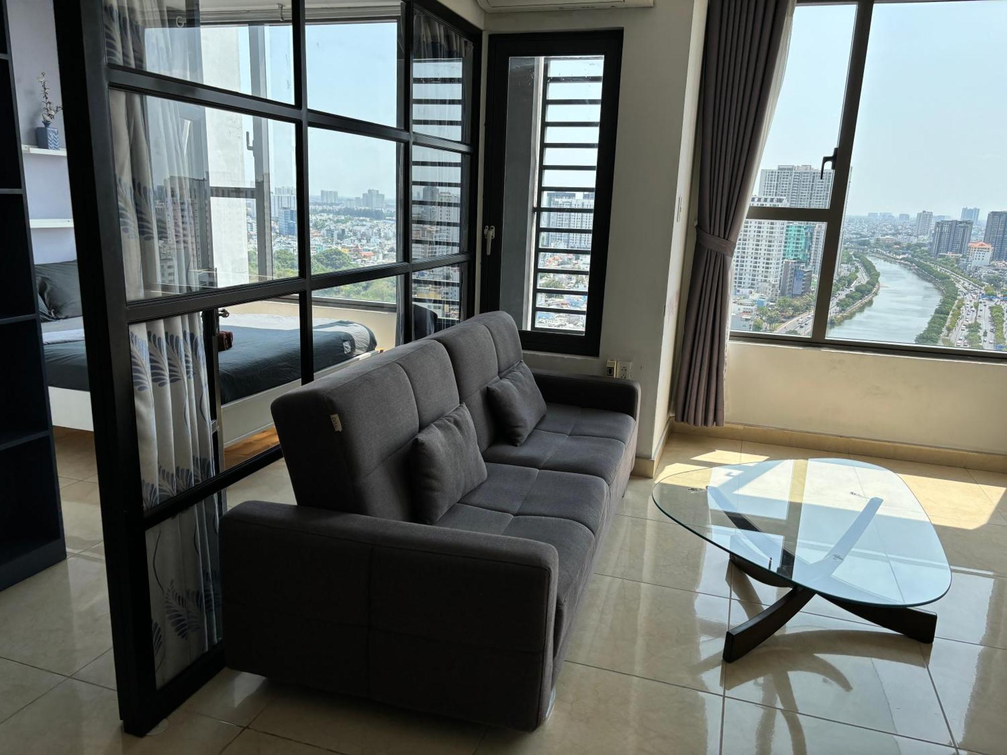 With Me Saigon - Rivergate Apartment *