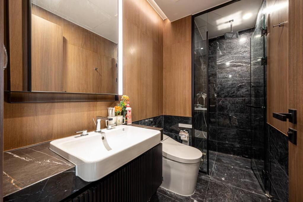 Apartment Luxury 1 Bedroom Flat In Thao Dien, District 2 *